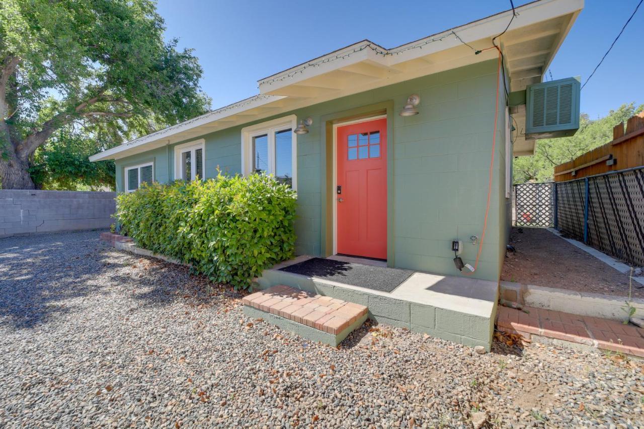 Old Town Cottonwood Cottage With Yard, Pets Welcome Экстерьер фото